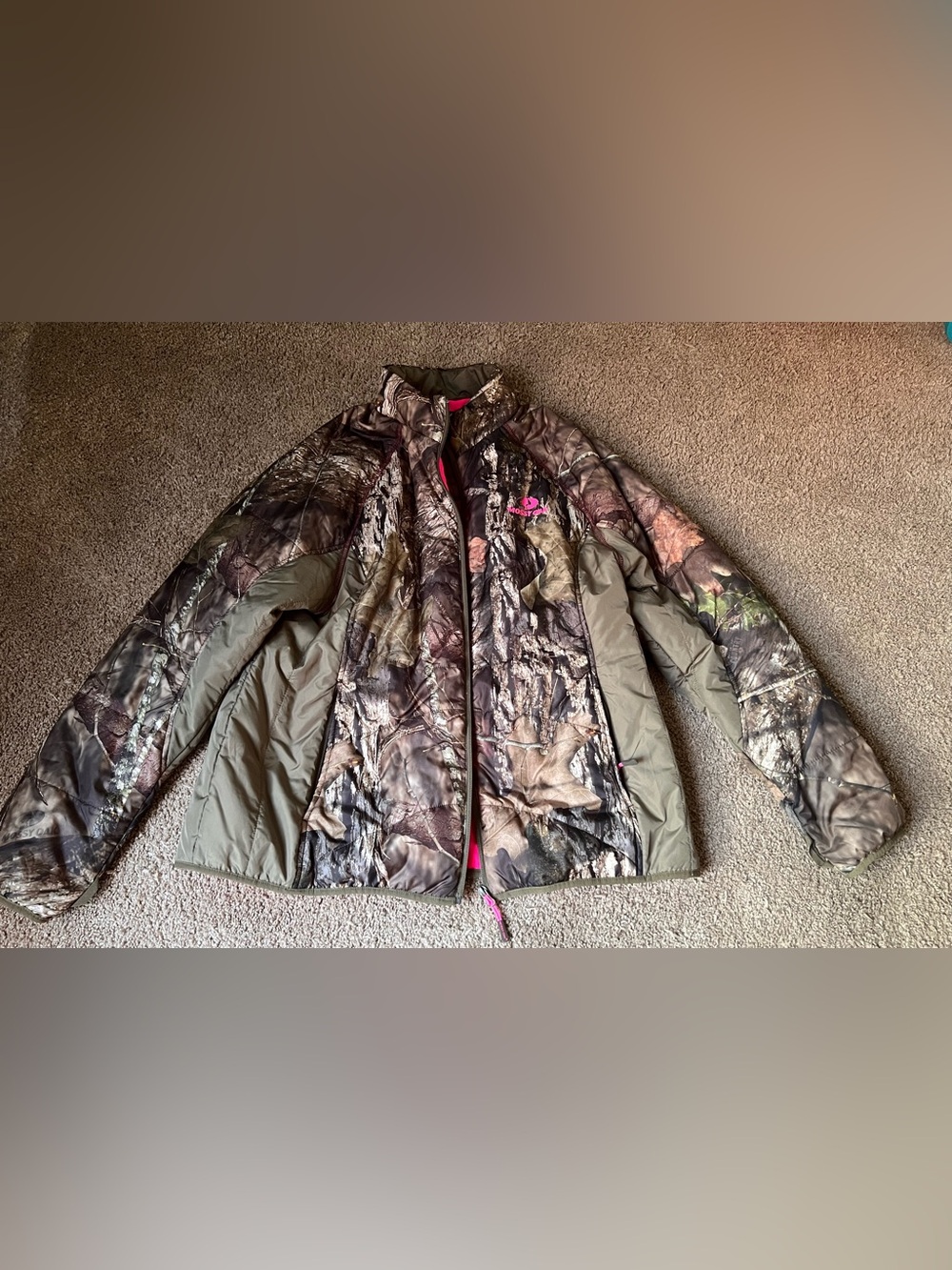 Mossy Oak Women’s Camo Puffer Jacket with Pink Logo